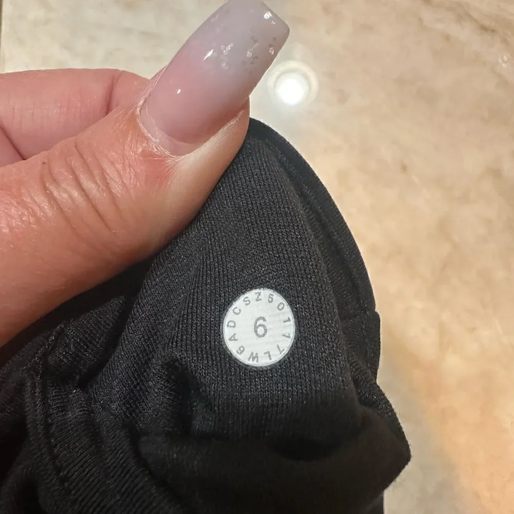 Lululemon Body Con Crop 6